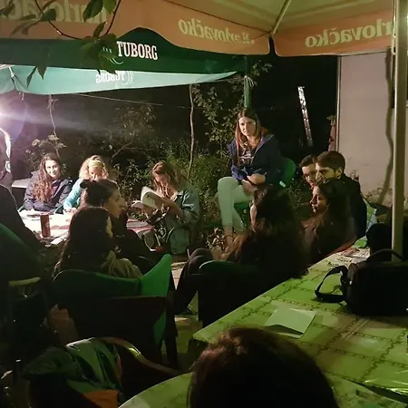 Ivanka Ap D Sa Grijanim Bazenom I Besplatnim Parkingom *